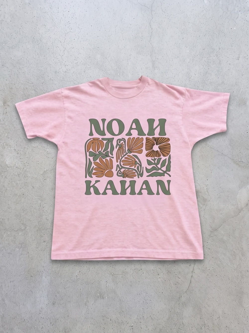 Gildan Pink Floral Graphic T‑Shirt